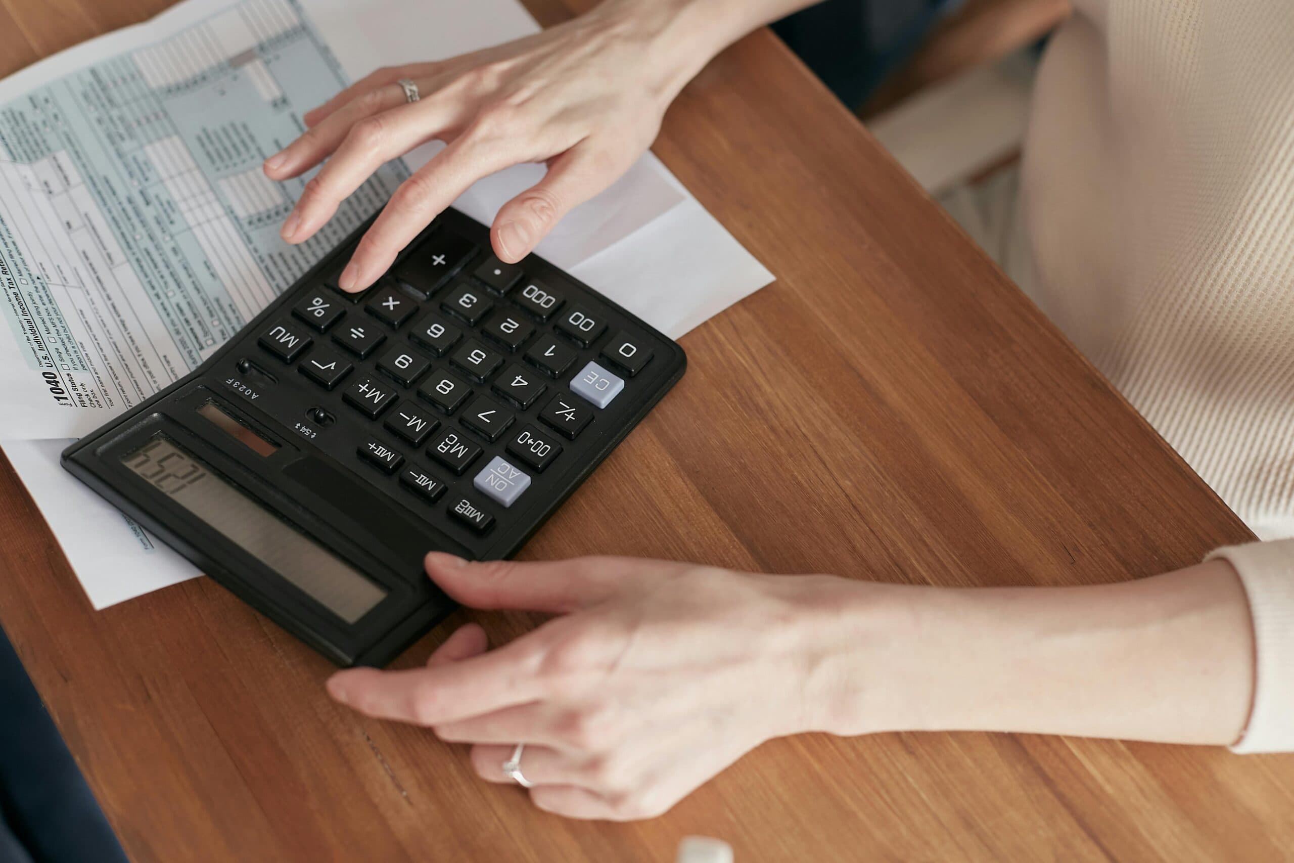 Why Most B2B software Cost-Cutting Programs Destroy Value